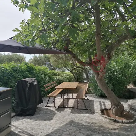 Apartments Villa Julia Trogir Exterior photo